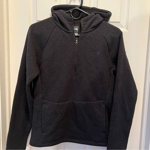 The North Face fleece pullover black size small